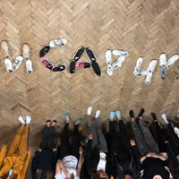 photo5359480562882033323