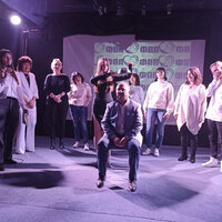 photo_5426908933794152610_y