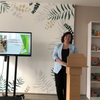 photo_5190562226434590804_y