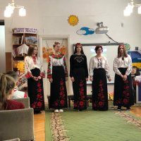 photo_5411245162295838331_y