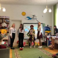 photo_5411245162295838338_y